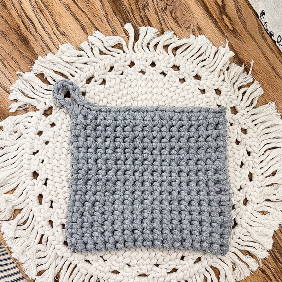 Chunky Pot Holder / Trivet - Picture 2 of 3